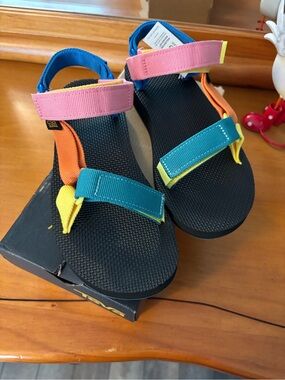 Women’s Teva Original Universal Sandal Style 1003987 / NMU Size: 7 NWT